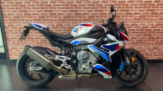 (23MY) BMW M1000 R